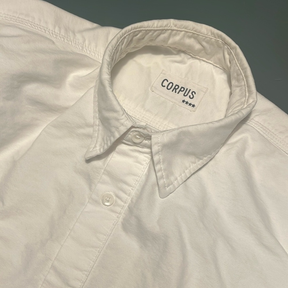 CORPUS White Oxford Casual Shirt M